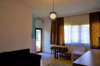 Гостевой дом Dali guesthous Батуми Апартаменты с балконом-5